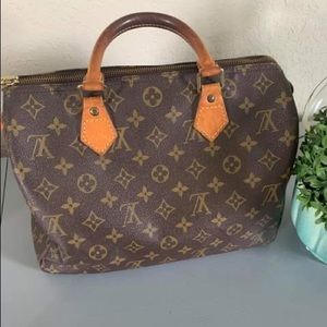 Louis Vuitton Speedy 30 with lock and key